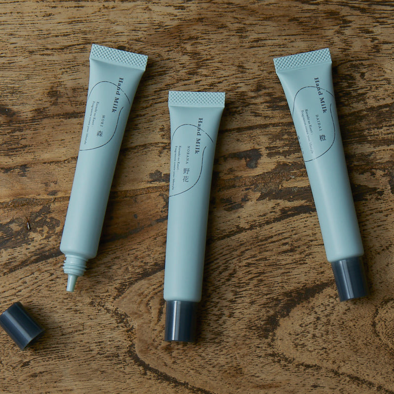 FEATHER テモリン ハンドミルク 18本入り Amazon.co.jp: フェザー テモリン 消毒ハンドミルク 480ml 【指定医薬