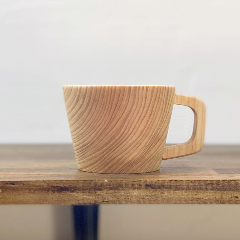 山梨県産ヒノキのコーヒーカップ｜木のぬくもり感じる木製カップ【花と