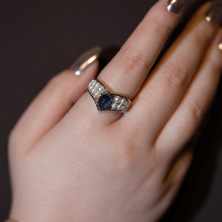 Ambrose アンブローズ Pt サファイヤ/湖水パール シャワーリング